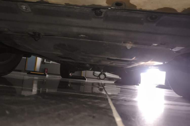 Used Renault Koleos 2014 2.5L 4x4 Comfort Edition Chassis Front