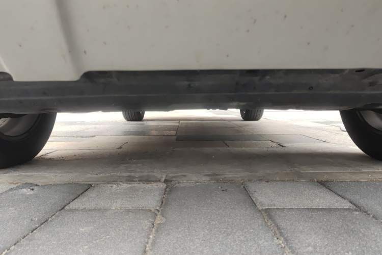 Used Renault Koleos 2014 2.5L 4x4 Comfort Edition Chassis Front