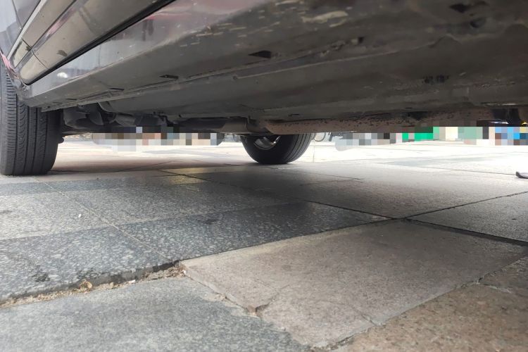Used Renault Koleos 2014 2.5L 4x4 Comfort Edition Chassis Front Right