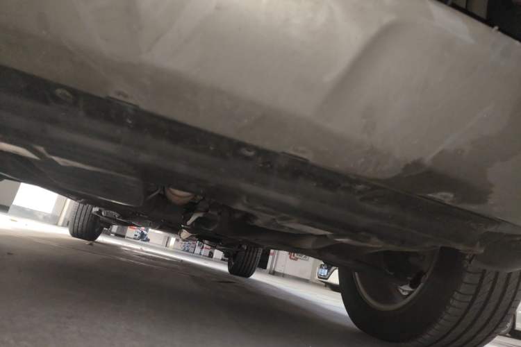 Used Renault Koleos 2014 Revised Version 2.5L Two-Wheel Drive Urban Edition Chassis Front