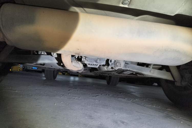 Used Renault Koleos 2014 2.5L 4x4 Comfort Edition Chassis Rear