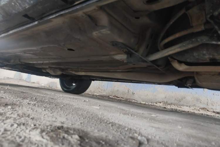 Used Renault Koleos 2014 2.5L Two-Wheel Drive Comfort Edition Chassis Rear Left