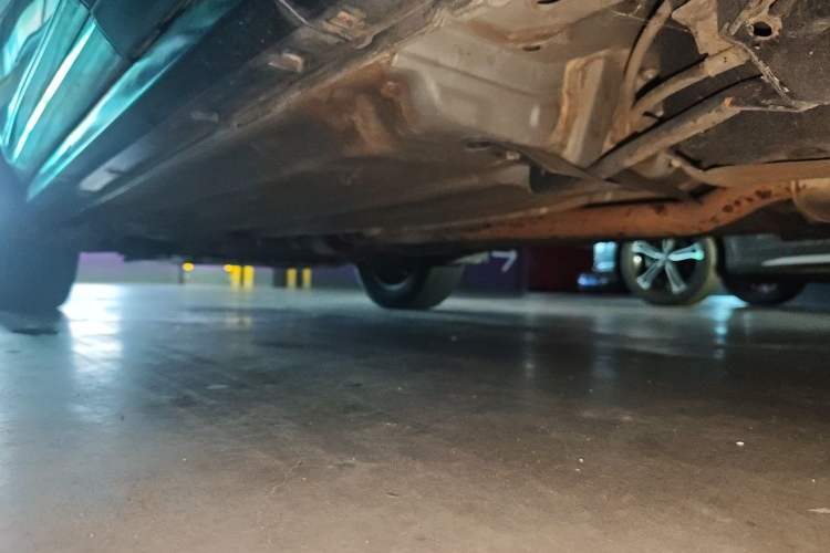Used Renault Koleos 2014 2.5L 4x4 Comfort Edition Chassis Rear Left