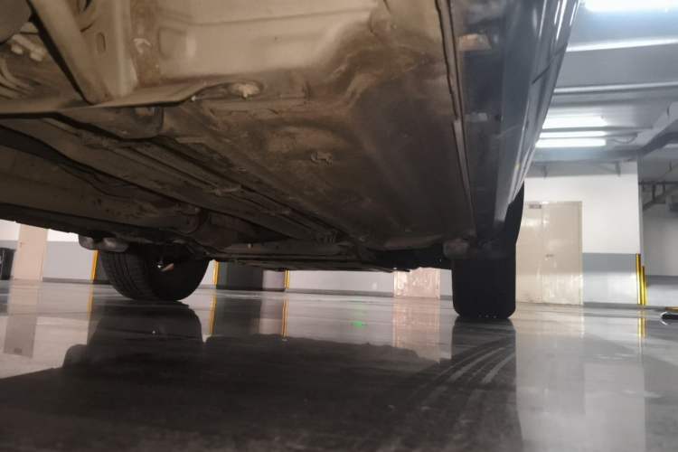 Used Renault Koleos 2014 2.5L 4x4 Comfort Edition Chassis Rear Right