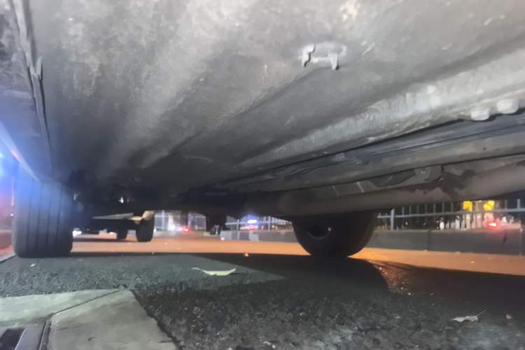 Used Renault Koleos 2014 2.5L 4x4 Comfort Edition Chassis Rear Right