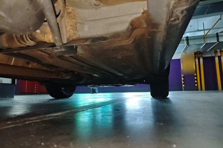 Used Renault Koleos 2014 2.5L 4x4 Comfort Edition Chassis Rear Right