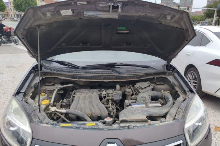 Used Renault Koleos 2014 Revised Version 2.0L Two-Wheel Drive Smart Enjoyment Edition Engine Bay