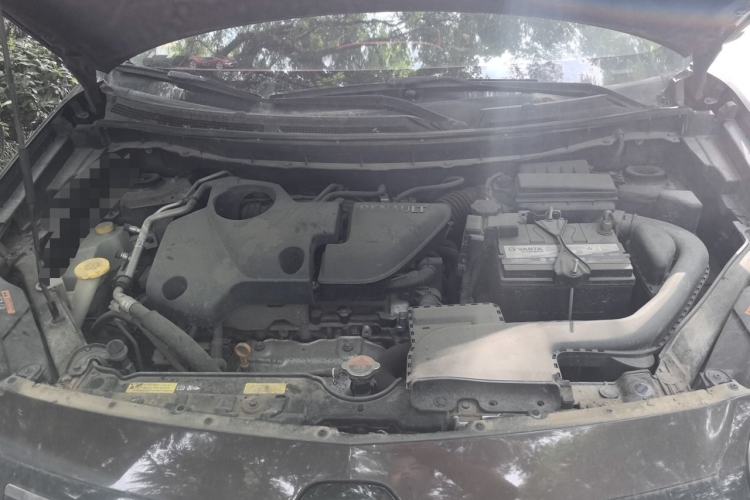 Used Renault Koleos 2014 2.5L Four-Wheel Drive Luxury Edition Engine Bay