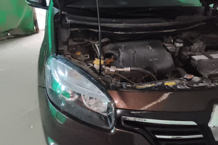 Used Renault Koleos 2014 2.0L Two-Wheel Drive Smart Edition Engine Bay Right