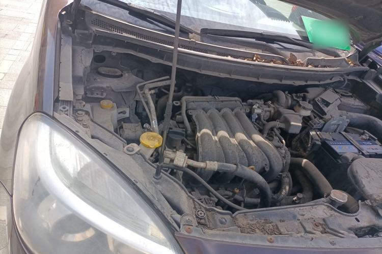 Used Renault Koleos 2014 2.0L Two-Wheel Drive Smart Edition Engine Bay Right
