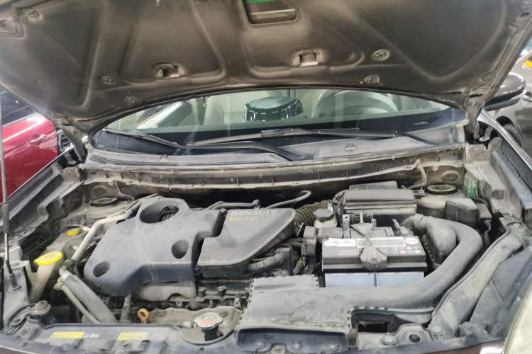 Used Renault Koleos 2014 2.5L Two-Wheel-Drive Sportway Edition Engine Bay