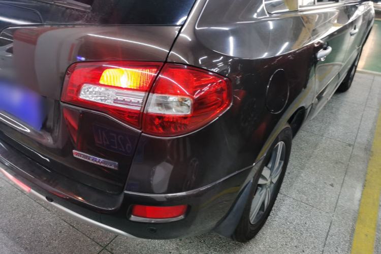 Used Renault Koleos 2014 2.5L Two-Wheel-Drive Sportway Edition Exterior 1
