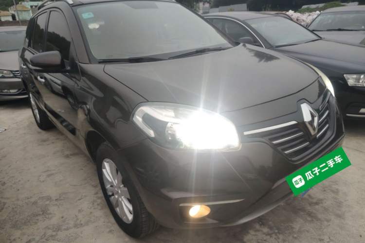 Used Renault Koleos 2014 Revised Version 2.0L Two-Wheel Drive Fashion Edition Exterior 2