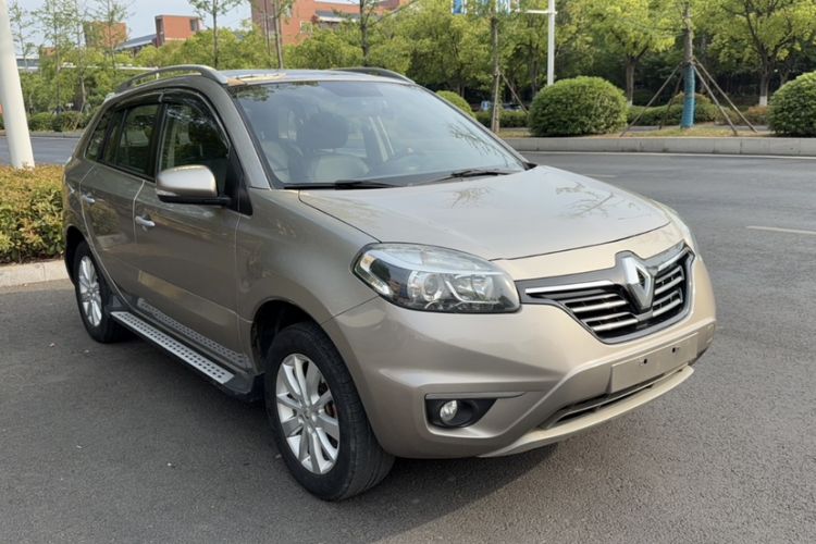 Used Renault Koleos 2014 Revised Version 2.0L Two-Wheel Drive Fashion Edition Exterior 2