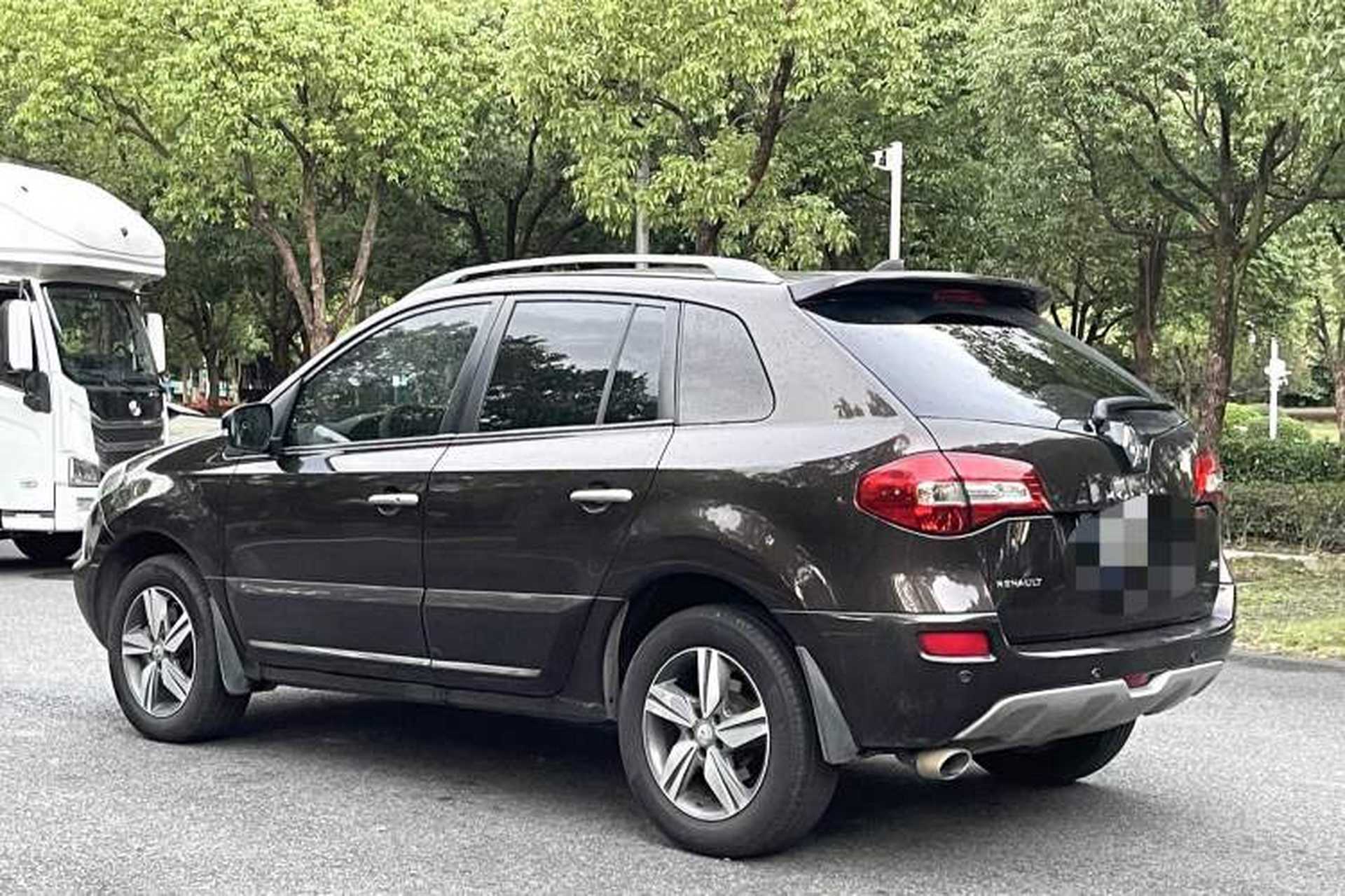Used Renault Koleos 2014 2.5L Two-Wheel-Drive Sportway Edition Exterior 6