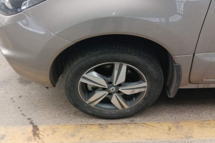 Used Renault Koleos 2014 2.0L Two-Wheel Drive Comfort Edition Exterior 7
