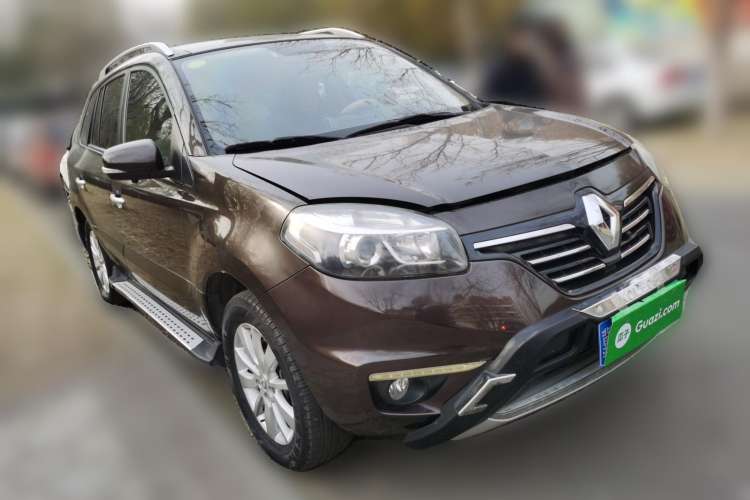 Used Renault Koleos 2014 Revised Version 2.0L Two-Wheel Drive Fashion Edition Front Right 45 Deg