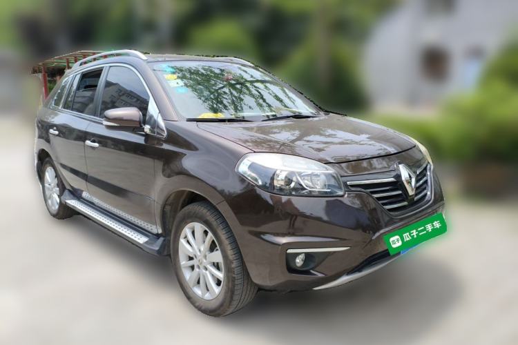 Used Renault Koleos 2014 Revised Version 2.0L Two-Wheel Drive Fashion Edition Front Right 45 Deg