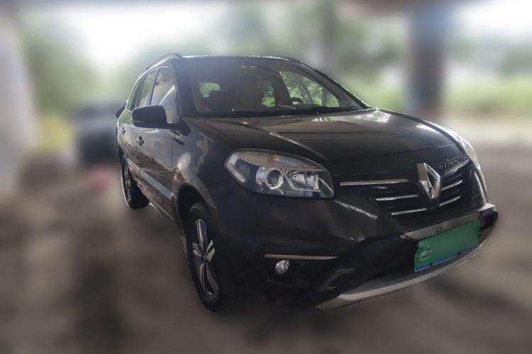Used Renault Koleos 2014 2.5L Two-Wheel Drive Comfort Edition Front Right 45 Deg