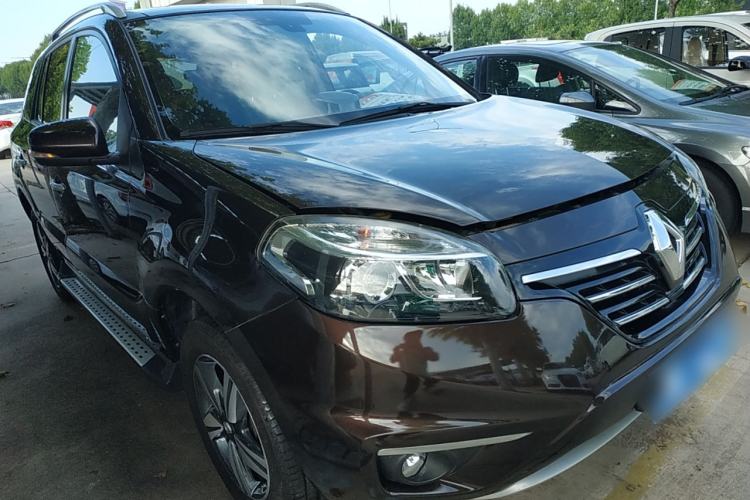 Used Renault Koleos 2014 Revised Version 2.5L Two-Wheel Drive Comfort Edition Front Right 45 Deg