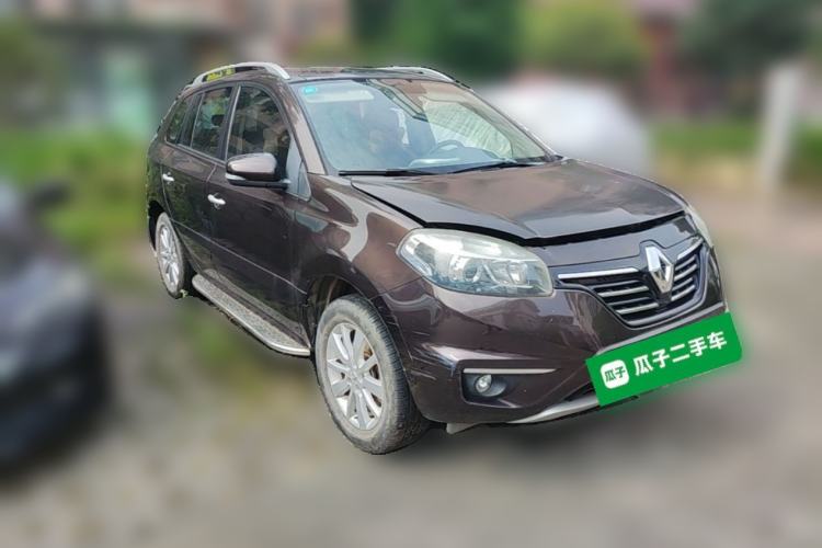 Used Renault Koleos 2014 Revised Version 2.0L Two-Wheel Drive Fashion Edition Front Right 45 Deg