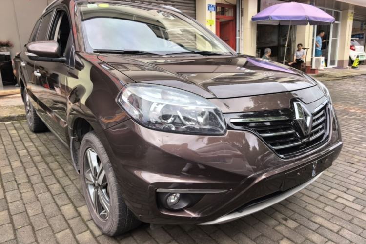 Used Renault Koleos 2014 Revised Version 2.5L Two-Wheel Drive Comfort Edition Front Right 45 Deg
