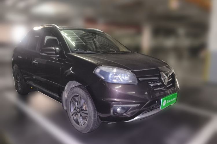 Used Renault Koleos 2014 2.5L 4x4 Comfort Edition Front Right 45 Deg
