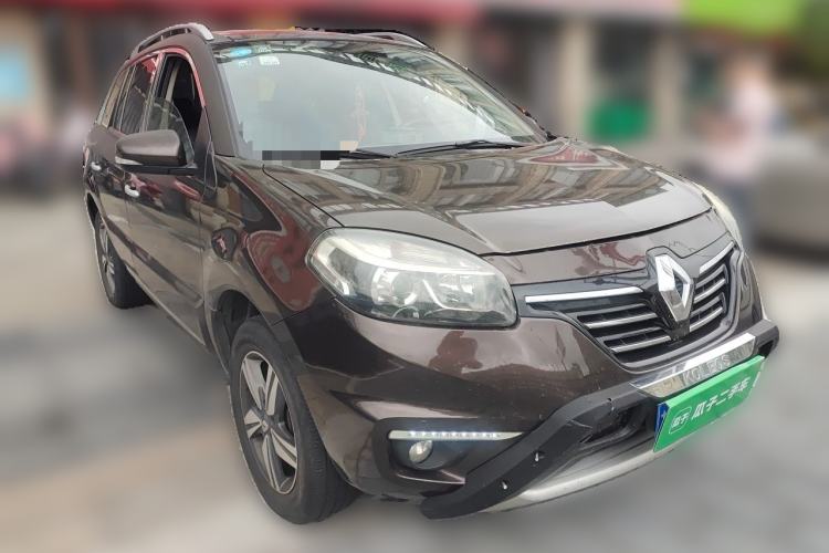 Used Renault Koleos 2014 2.5L 4x4 Comfort Edition Front Right 45 Deg