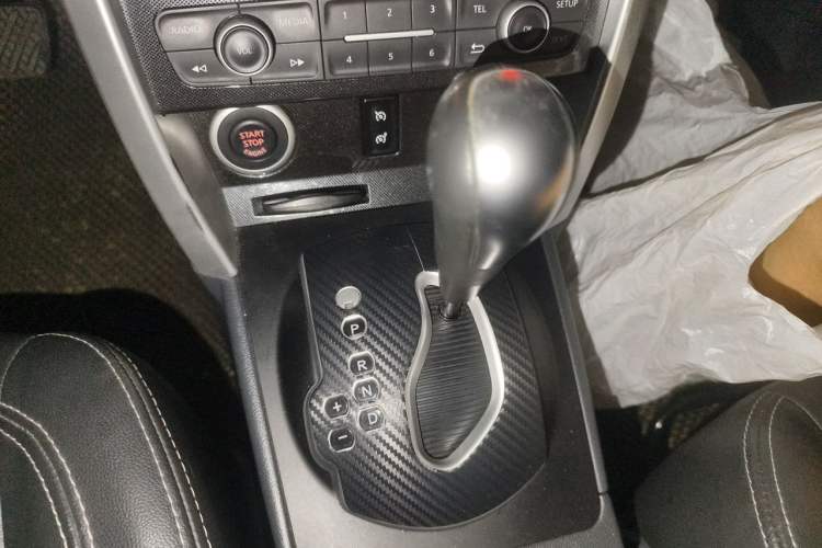 Used Renault Koleos 2014 2.0L Two-Wheel Drive Fashion Edition Gear Lever