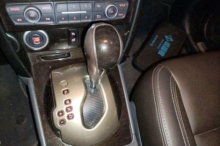 Used Renault Koleos 2014 Revised Version 2.5L Two-Wheel Drive Comfort Edition Gear Lever