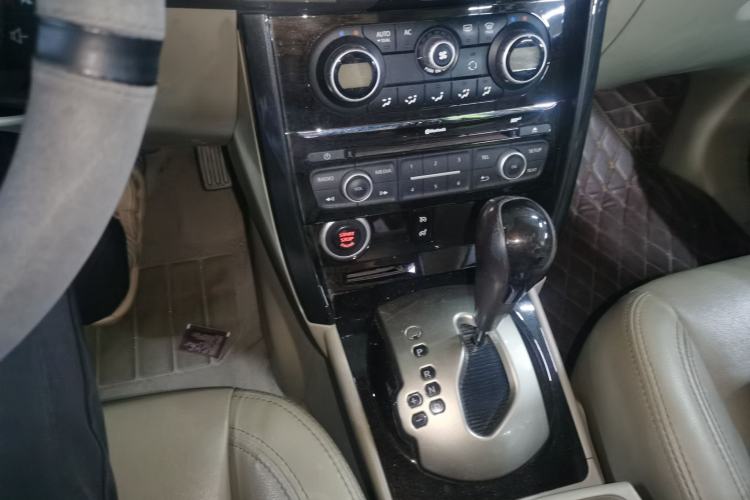 Used Renault Koleos 2014 2.5L Two-Wheel-Drive Sportway Edition Gear Lever