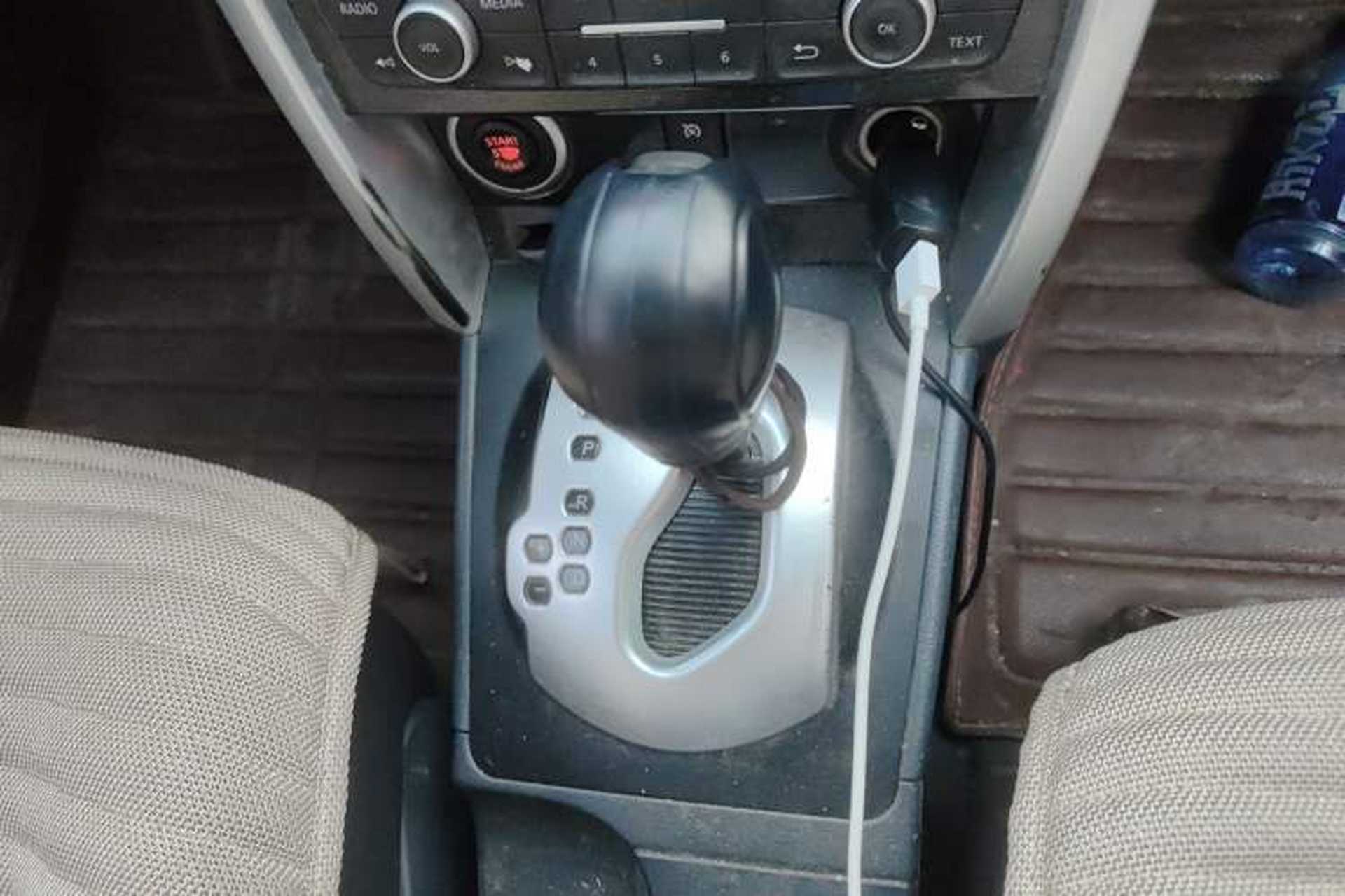 Used Renault Koleos 2014 2.0L Two-Wheel Drive Fashion Edition Gear Lever