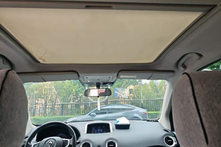 Used Renault Koleos 2014 2.0L Two-Wheel Drive Fashion Edition Headliner