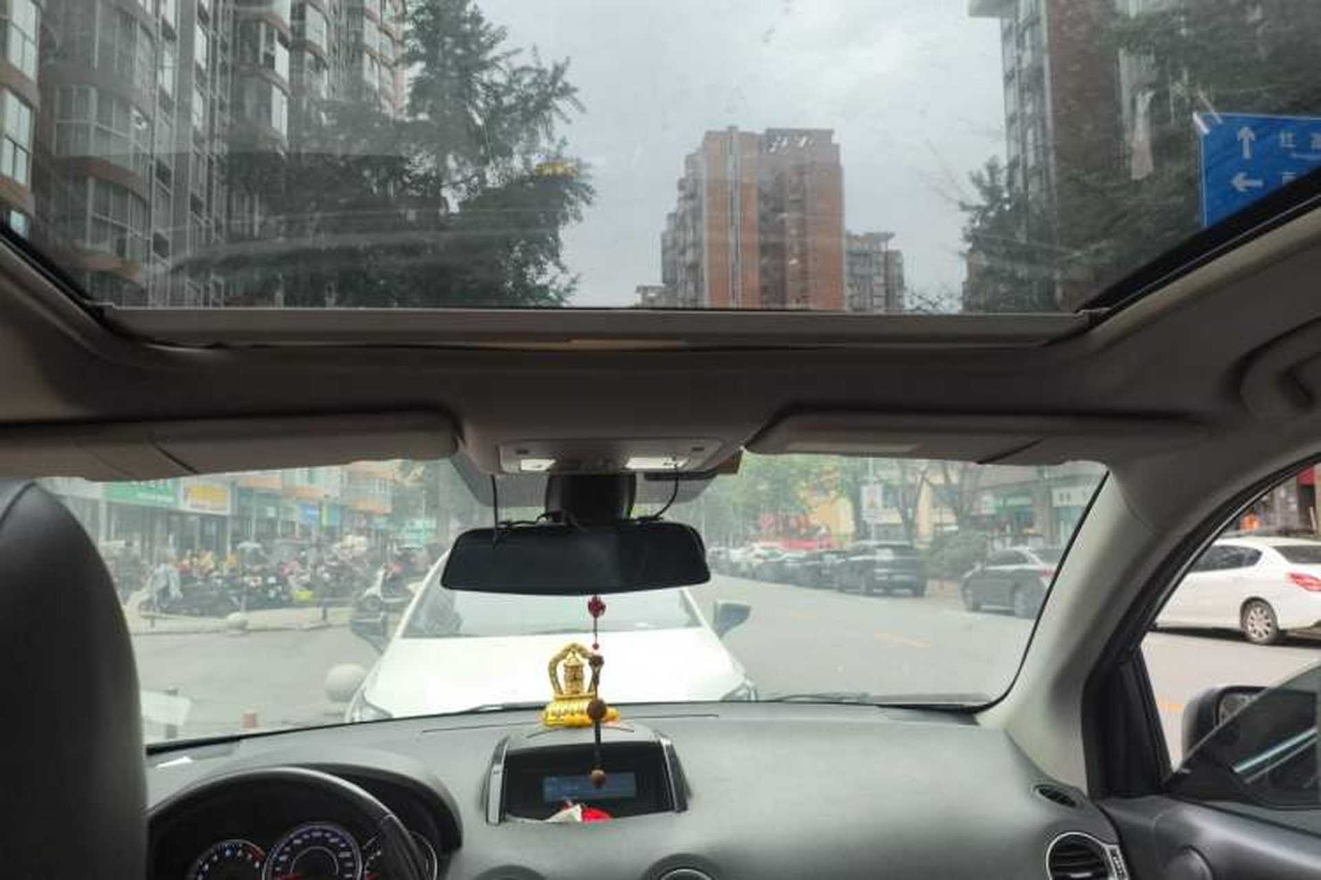 Used Renault Koleos 2014 Revised Version 2.5L Two-Wheel Drive Urban Edition Headliner