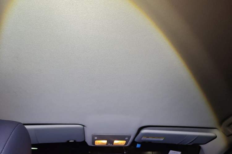 Used Renault Koleos 2014 Revised Version 2.0L Two-Wheel Drive Smart Enjoyment Edition Headliner