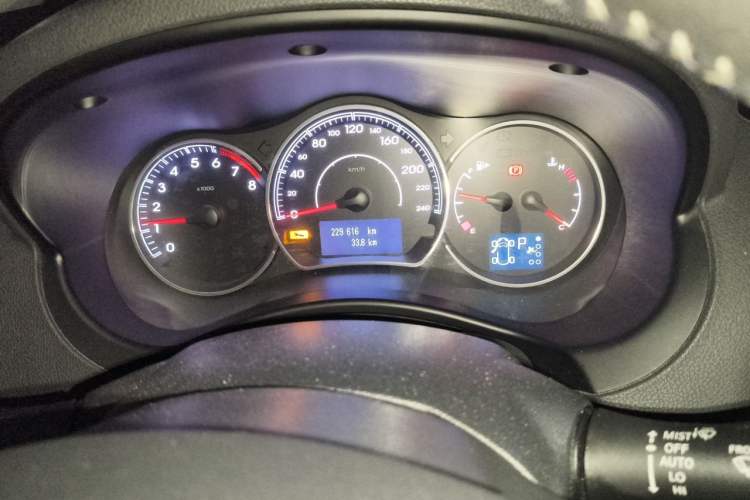 Used Renault Koleos 2014 2.5L 4x4 Comfort Edition Instrument Cluster