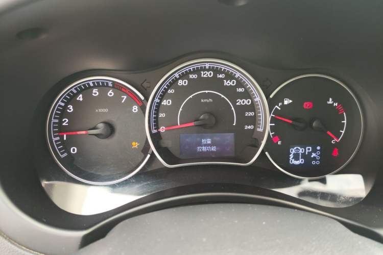 Used Renault Koleos 2014 Revised Version 2.0L Two-Wheel Drive Fashion Edition Instrument Cluster