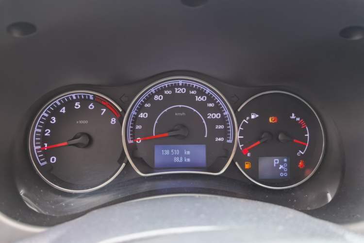 Used Renault Koleos 2014 Revised Version 2.5L Two-Wheel Drive Comfort Edition Instrument Cluster