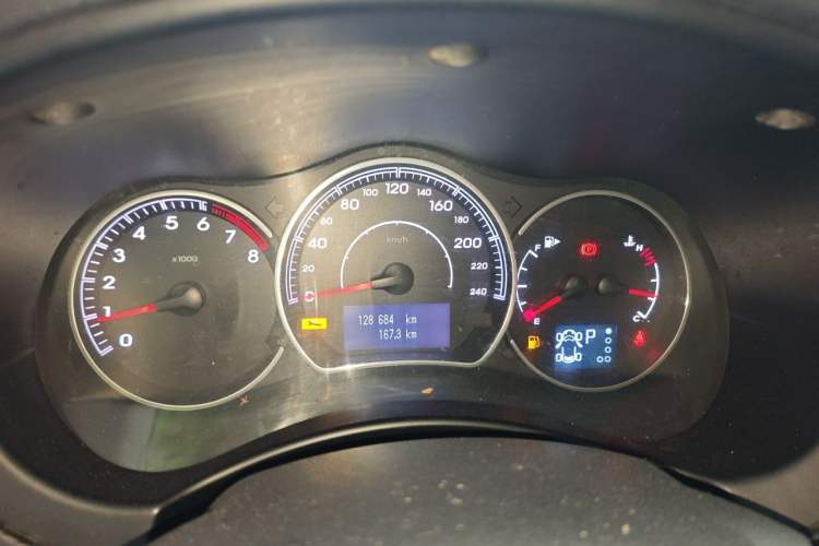 Used Renault Koleos 2014 Revised Version 2.0L Two-Wheel Drive Fashion Edition Instrument Cluster