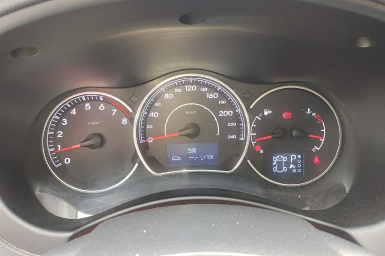 Used Renault Koleos 2014 2.5L 4x4 Comfort Edition Instrument Cluster