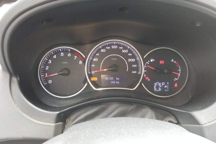 Used Renault Koleos 2014 Revised Version 2.0L Two-Wheel Drive Fashion Edition Instrument Cluster