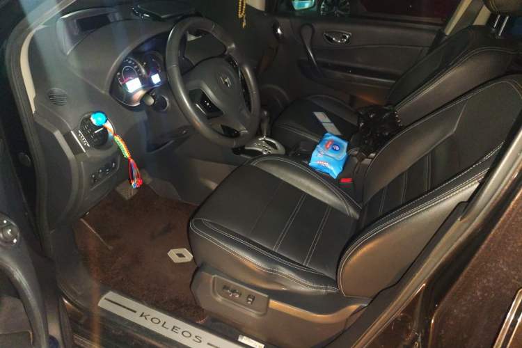 Used Renault Koleos 2014 2.5L 4x4 Comfort Edition Left Front Seat