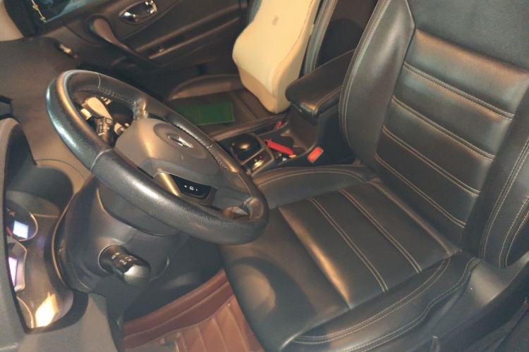 Used Renault Koleos 2014 2.5L Two-Wheel Drive Comfort Edition Left Front Seat