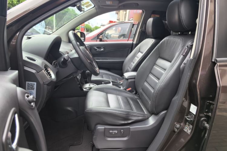 Used Renault Koleos 2014 Revised Version 2.5L Two-Wheel Drive Comfort Edition Left Front Seat