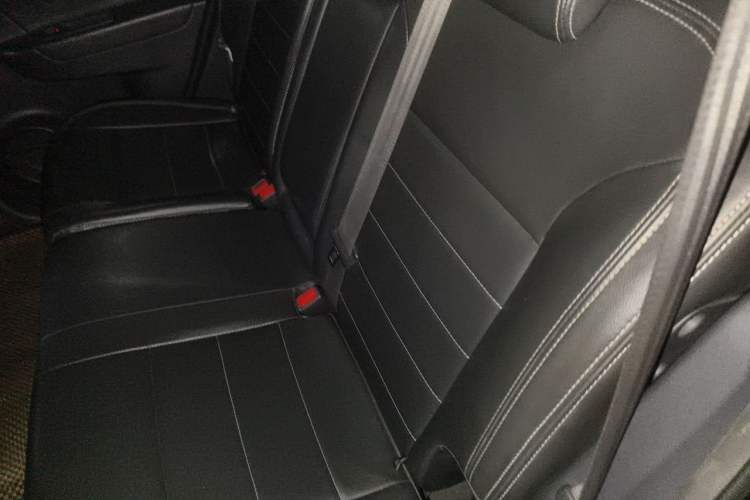 Used Renault Koleos 2014 2.0L Two-Wheel Drive Fashion Edition Left Rear Seat
