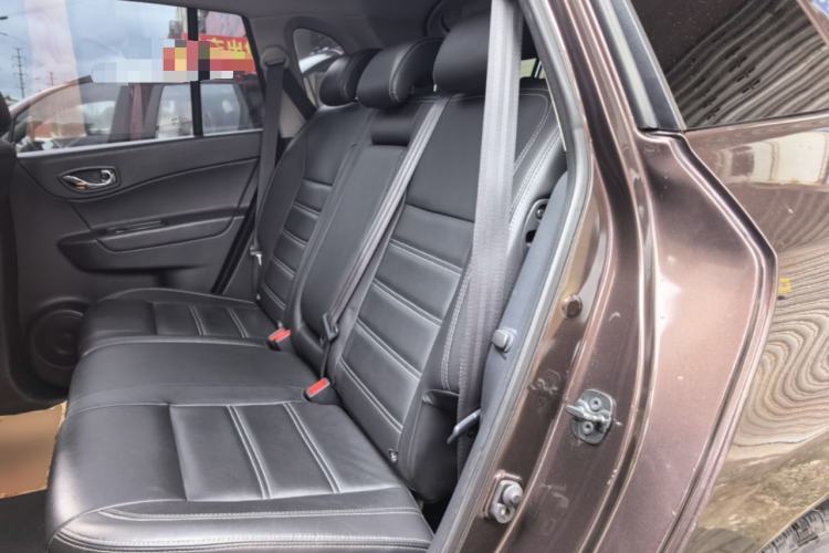 Used Renault Koleos 2014 Revised Version 2.5L Two-Wheel Drive Comfort Edition Left Rear Seat