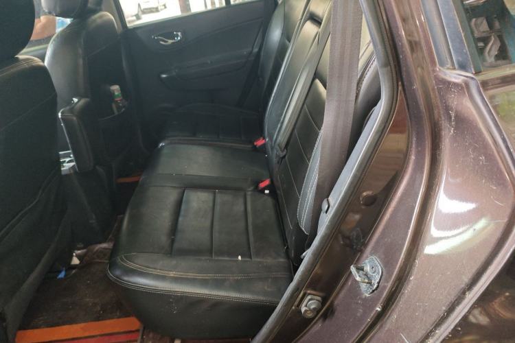 Used Renault Koleos 2014 Revised Version 2.0L Two-Wheel Drive Fashion Edition Left Rear Seat