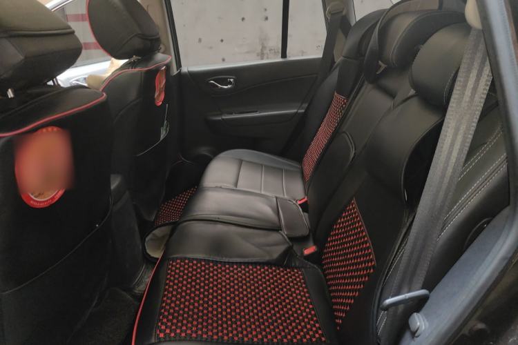 Used Renault Koleos 2014 Revised Version 2.5L Two-Wheel Drive Urban Edition Left Rear Seat
