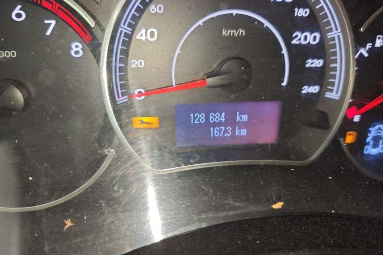 Used Renault Koleos 2014 Revised Version 2.0L Two-Wheel Drive Fashion Edition Odometer Close Up