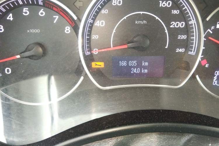 Used Renault Koleos 2014 Revised Version 2.0L Two-Wheel Drive Fashion Edition Odometer Close Up